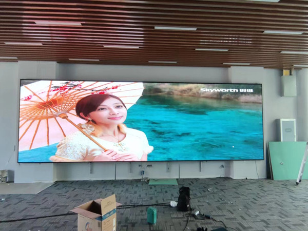 琼山P1.53led小间距屏安装案例